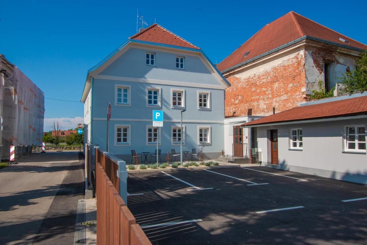 Apartmani Kac Karlovac Extérieur photo
