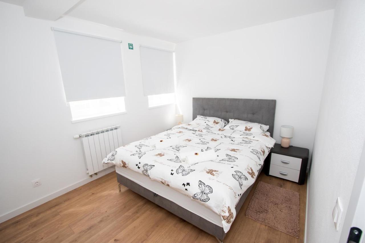 Apartmani Kac Karlovac Extérieur photo