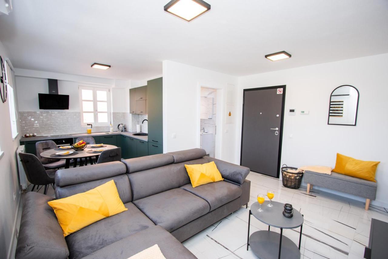 Apartmani Kac Karlovac Extérieur photo