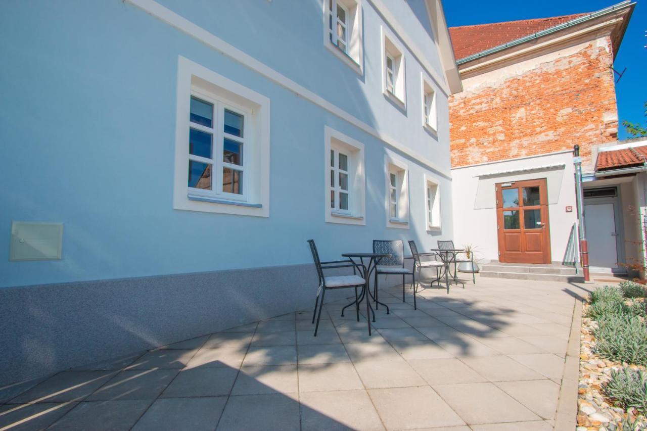 Apartmani Kac Karlovac Extérieur photo