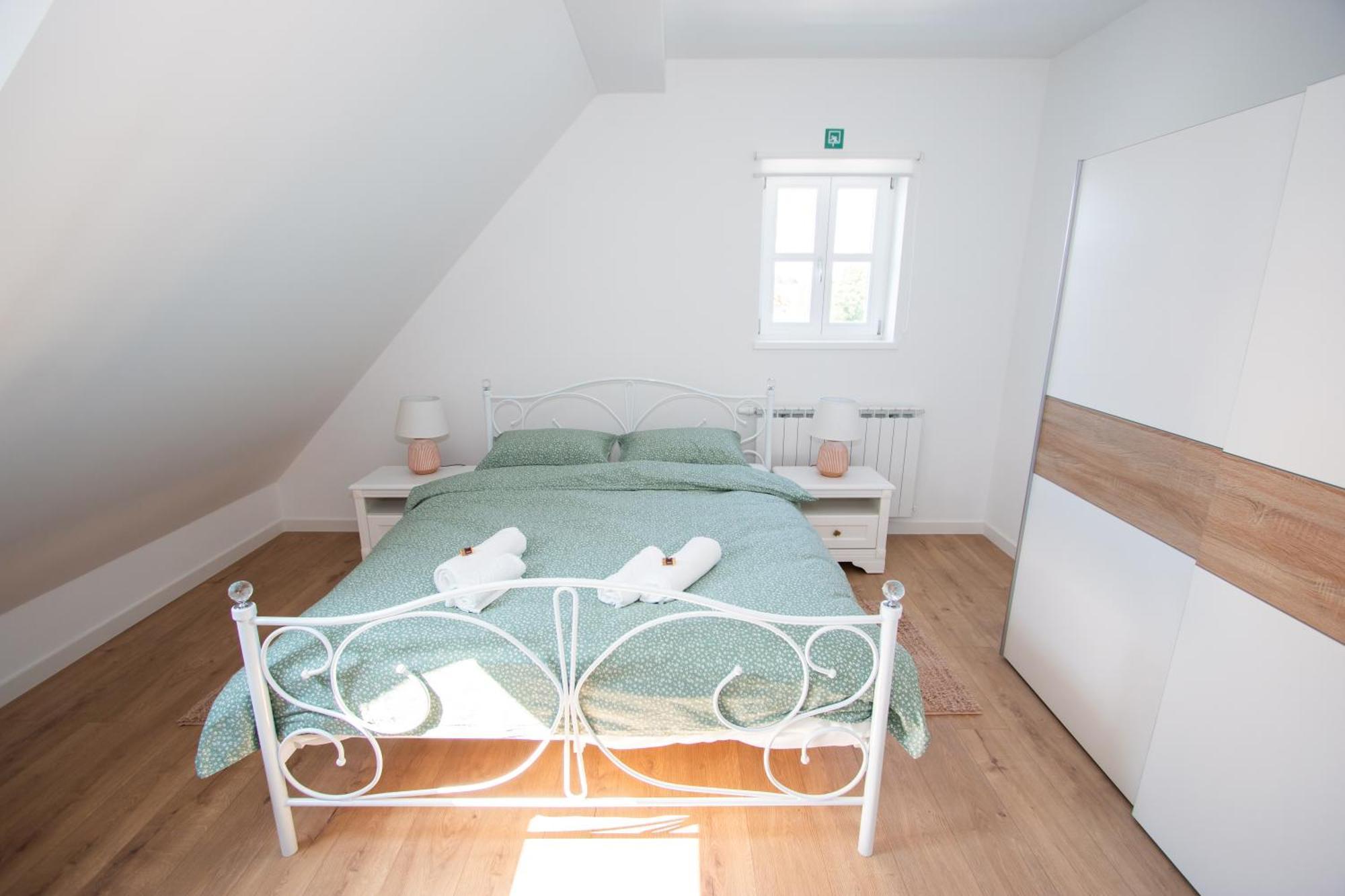 Apartmani Kac Karlovac Extérieur photo