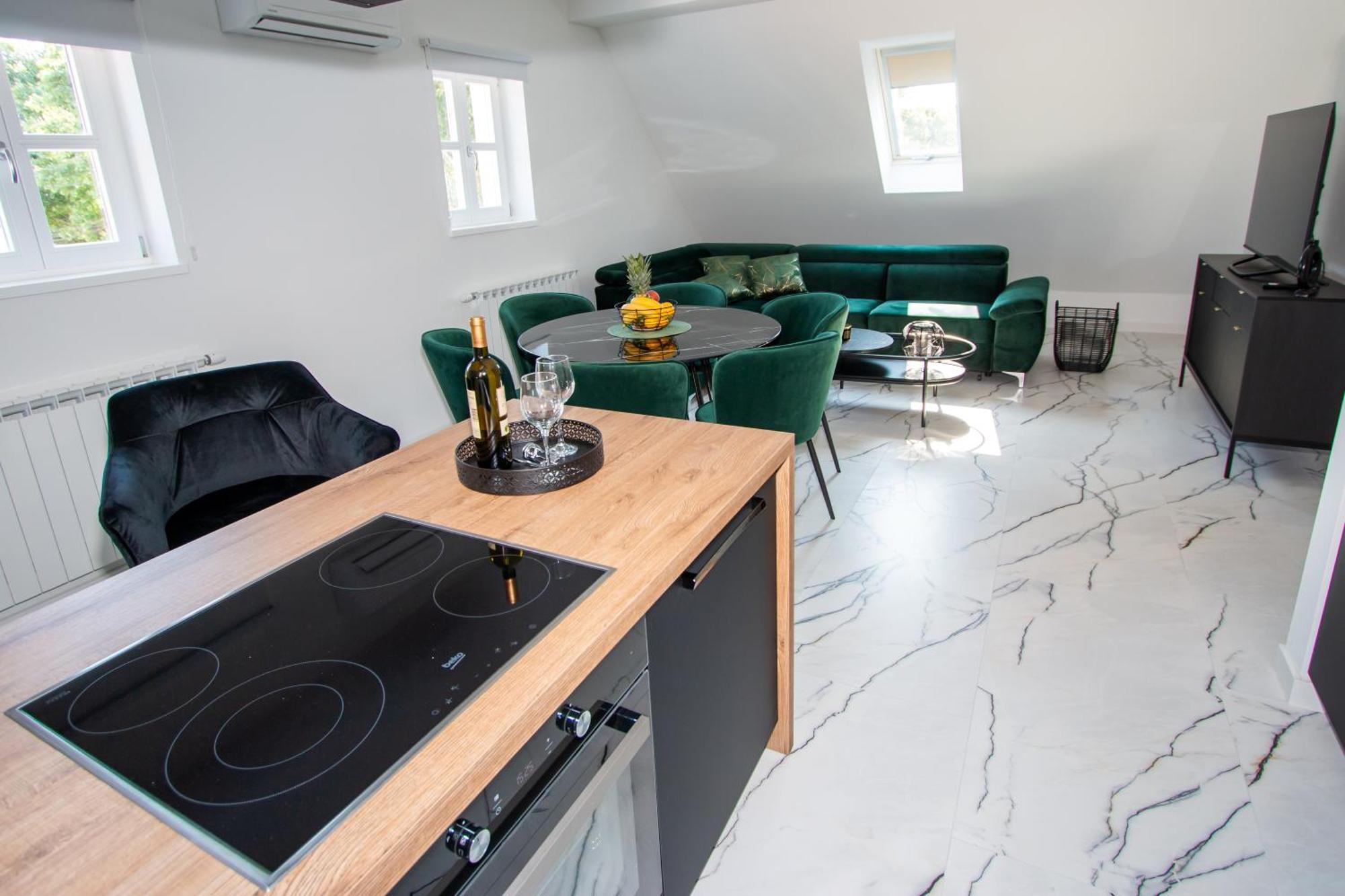 Apartmani Kac Karlovac Extérieur photo