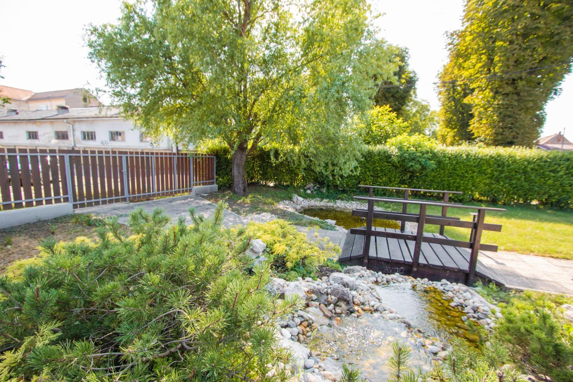 Apartmani Kac Karlovac Extérieur photo